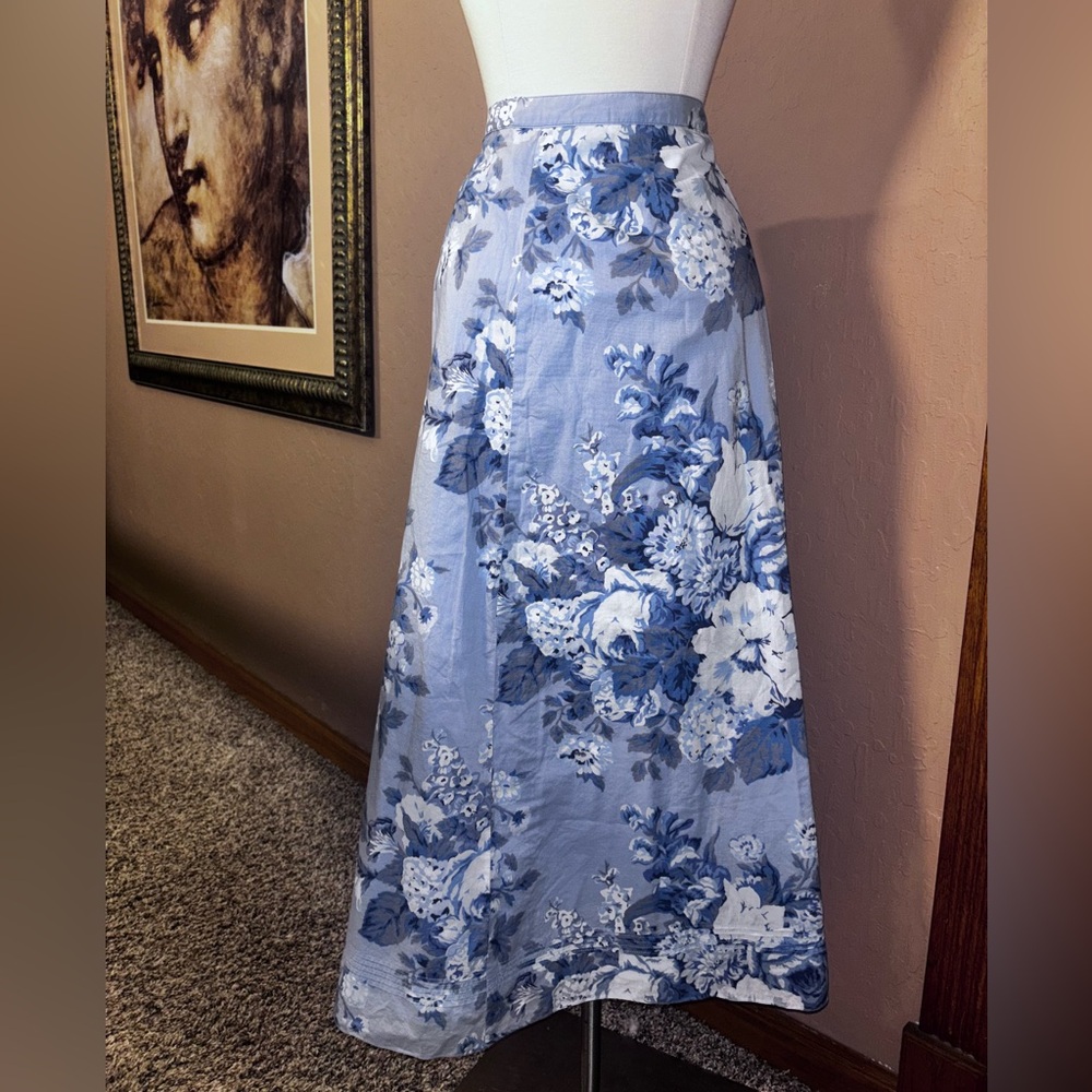 Beautiful Vintage Ralph Lauren Light Blue Floral Maxi button down Skirt size 6